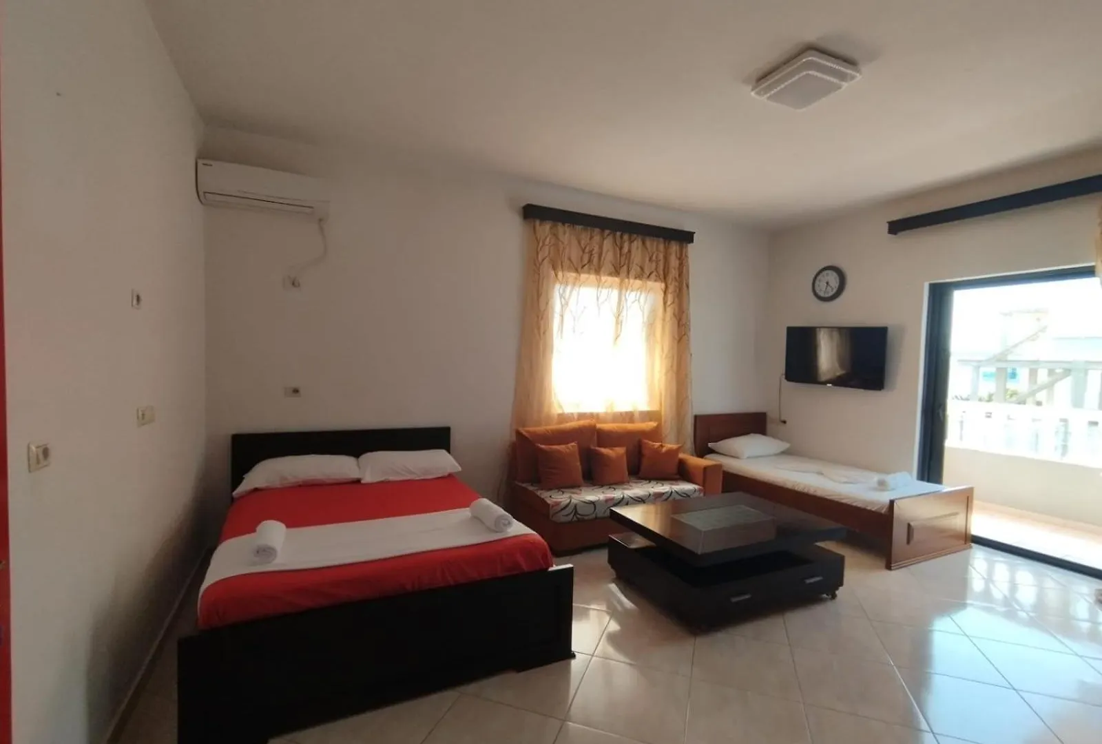 Vila Erjoni Aparthotel Ksamil