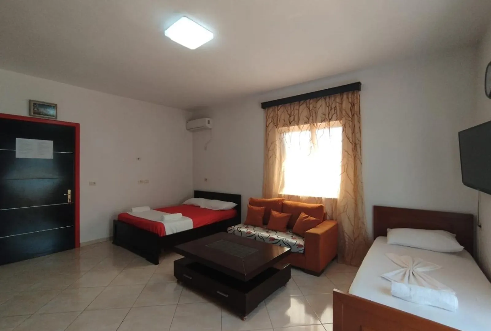 Vila Erjoni Aparthotel Ksamil