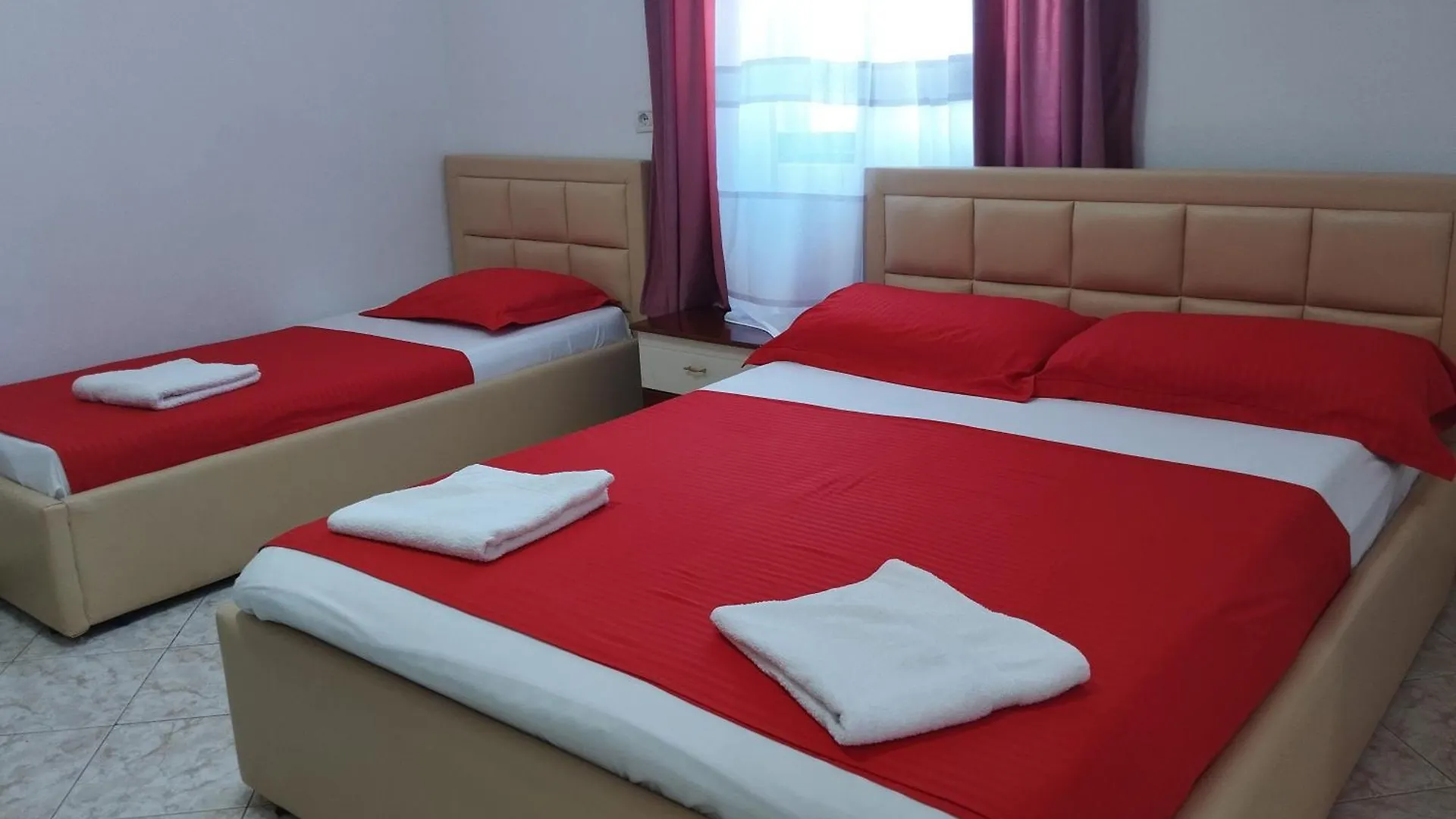 Vila Erjoni Ksamil 0*,  Albanië