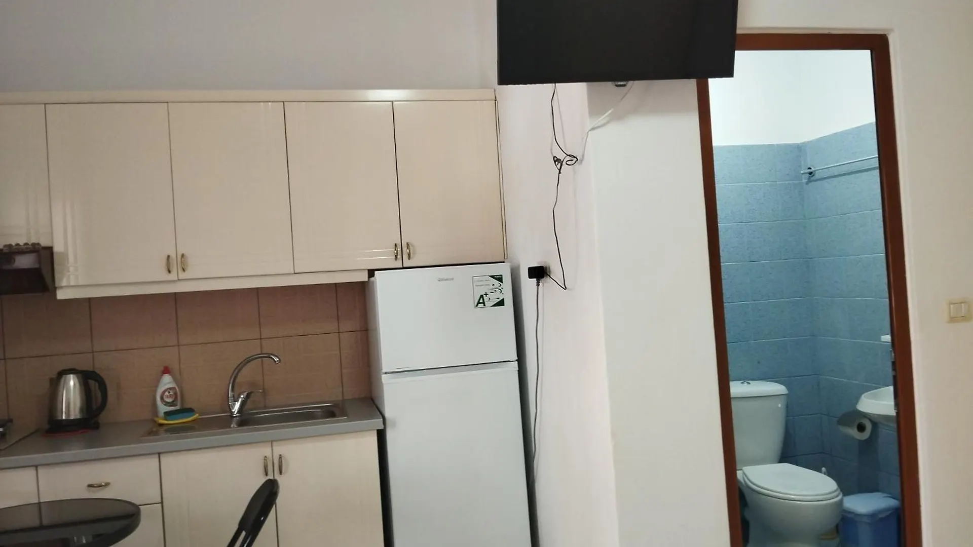 Vila Erjoni Ksamil 0*,  Albania
