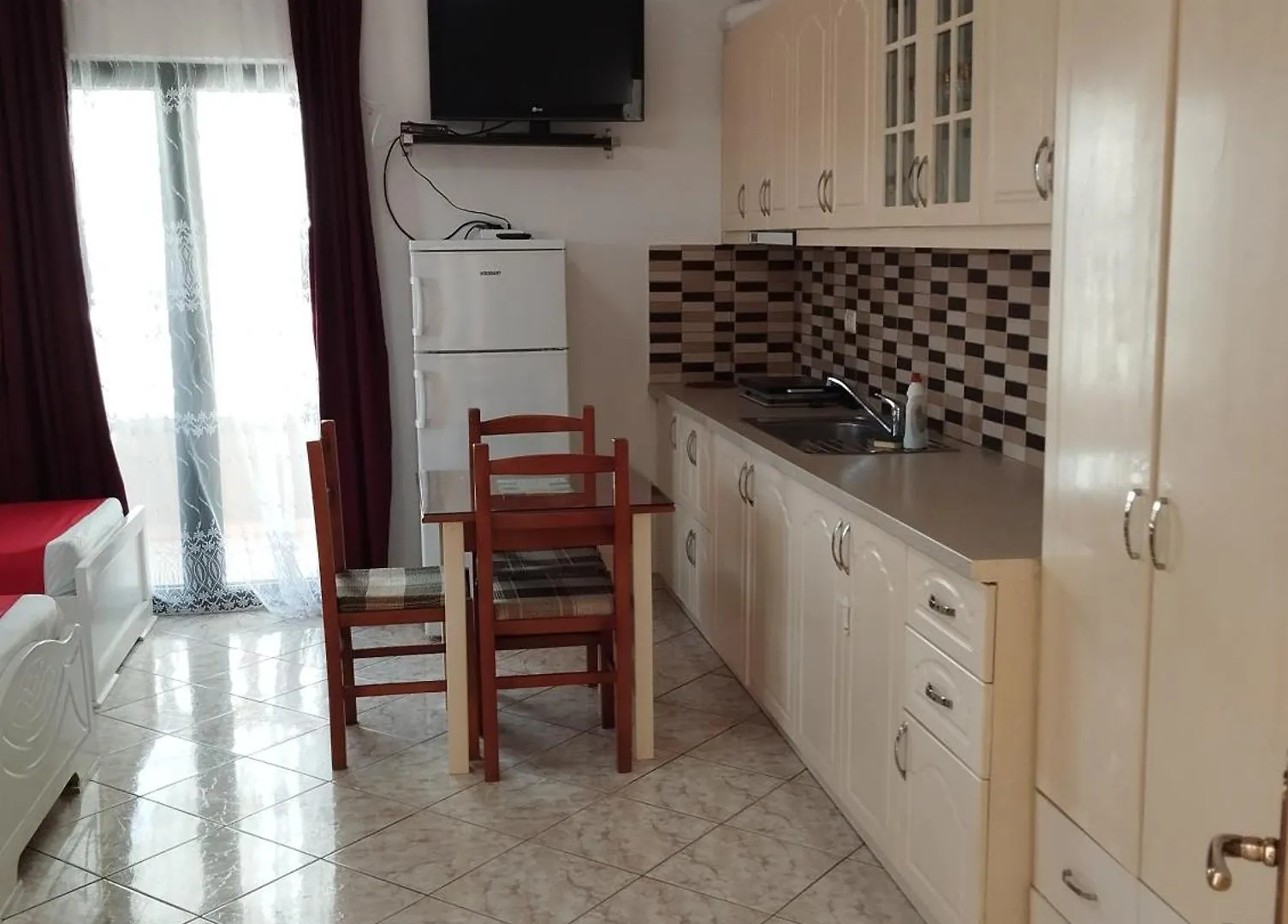 Vila Erjoni 사밀 알바니아